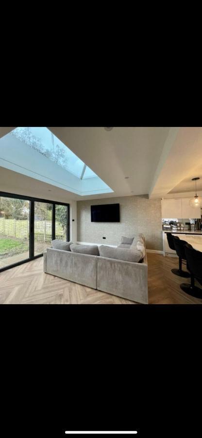 3 Bedroom House Hildenborough ภายนอก รูปภาพ