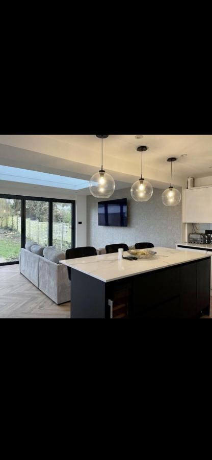3 Bedroom House Hildenborough ภายนอก รูปภาพ